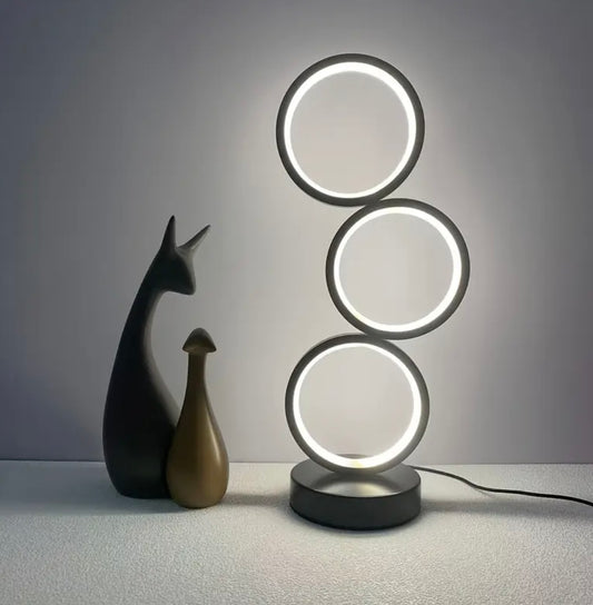 Lampe LED 3 Anneaux : Design Moderne & Ambiance Personnalisable
